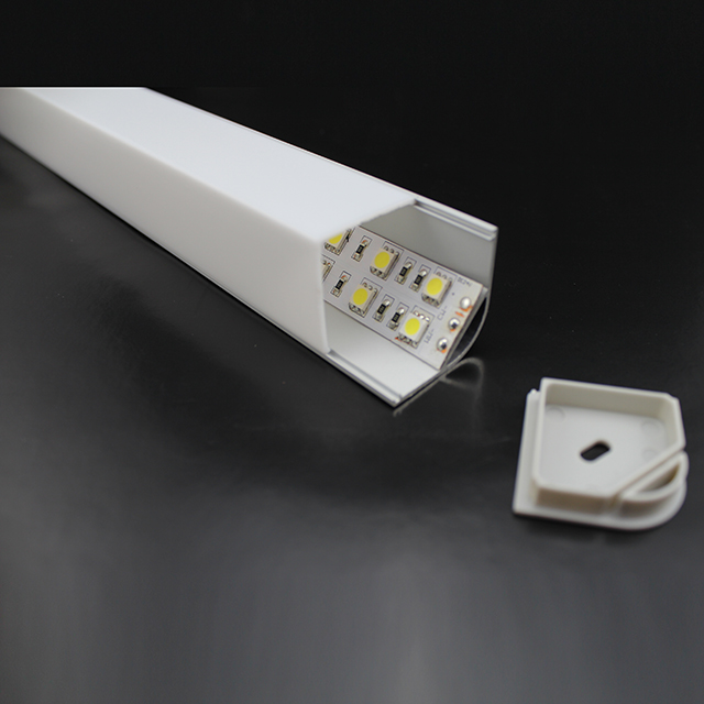 W30mm * H30mm (larghezza interna 20mm) Profilo in alluminio LED a forma di triangolo